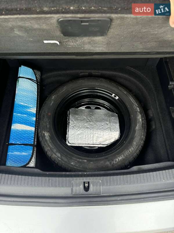 Универсал Volkswagen Golf 2016 в Львове фото 24 Универсал Volkswagen Golf 2016 в Львове