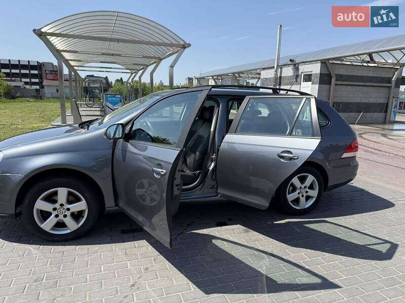 Універсал Volkswagen Golf 2007 в Луцьку