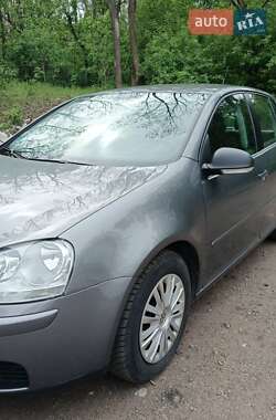 Хетчбек Volkswagen Golf 2007 в 