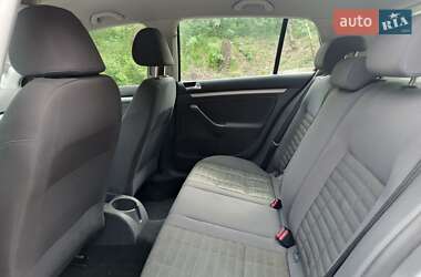 Хетчбек Volkswagen Golf 2007 в 