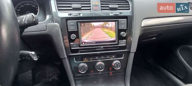 Хэтчбек Volkswagen Golf 2019 в Львове