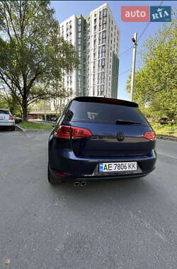 Хетчбек Volkswagen Golf 2015 в Добропіллі