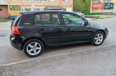 Хетчбек Volkswagen Golf 2006 в 