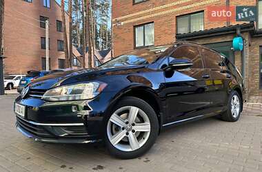 Універсал Volkswagen Golf 2019 в 