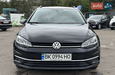 Універсал Volkswagen Golf 2017 в 