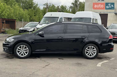 Універсал Volkswagen Golf 2017 в 