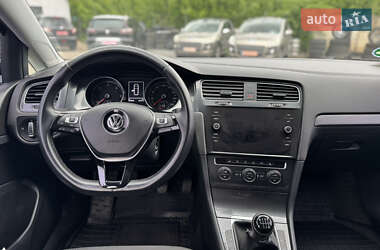 Універсал Volkswagen Golf 2017 в 