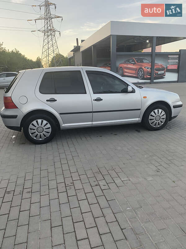 Хетчбек Volkswagen Golf 1998 в Кам'янець-Подільському