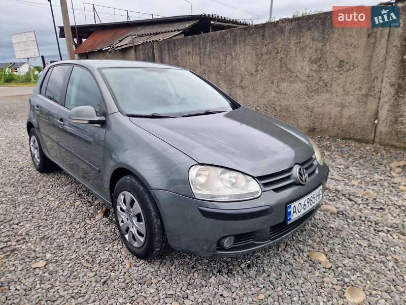Volkswagen Golf 2005
