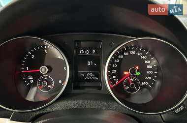 Універсал Volkswagen Golf 2010 в 