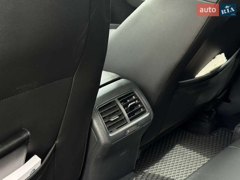 Універсал Volkswagen Golf 2015 в Києві