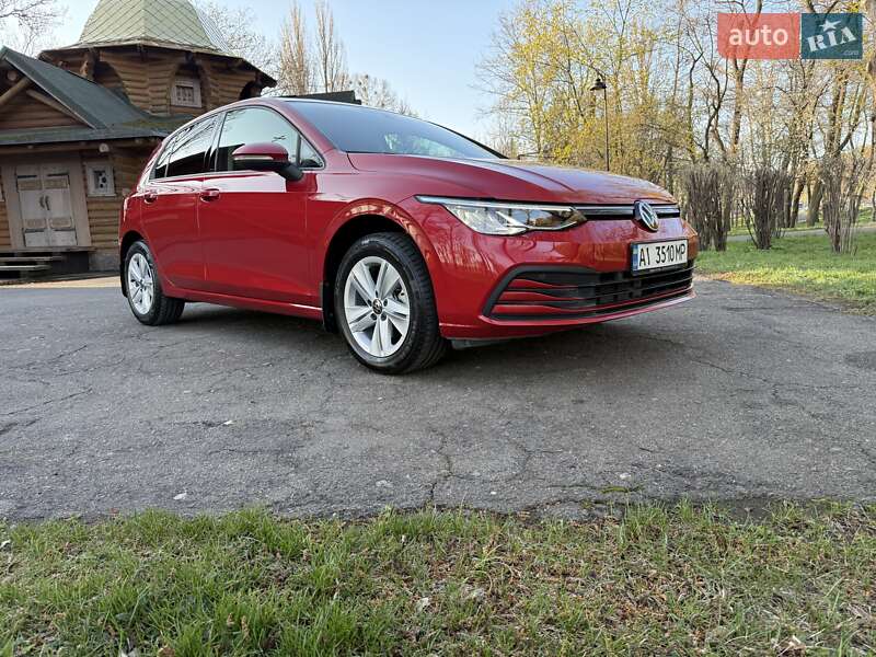 Хэтчбек Volkswagen Golf 2021 в Киеве