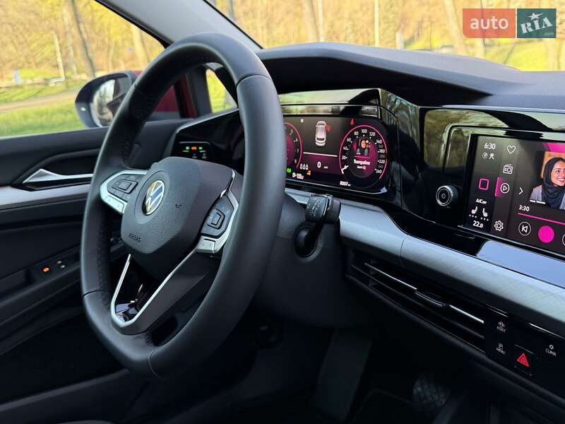 Хэтчбек Volkswagen Golf 2021 в Киеве