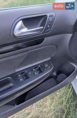 Универсал Volkswagen Golf 2009 в 