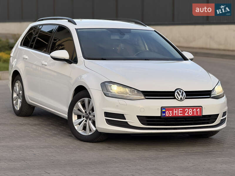 Універсал Volkswagen Golf 2014 в 