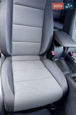 Хетчбек Volkswagen Golf 2010 в 