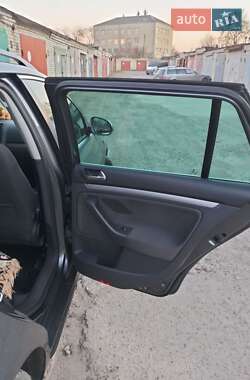 Универсал Volkswagen Golf 2009 в 