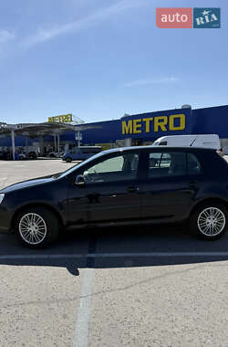 Хетчбек Volkswagen Golf 2007 в 