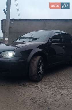 Хэтчбек Volkswagen Golf 1998 в 
