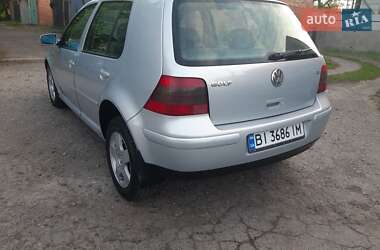 Хэтчбек Volkswagen Golf 1998 в 