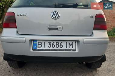 Хэтчбек Volkswagen Golf 1998 в 