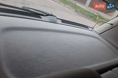 Хэтчбек Volkswagen Golf 1998 в 