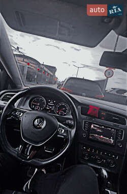 Универсал Volkswagen Golf 2015 в 