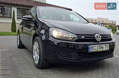 Хетчбек Volkswagen Golf 2009 в Львові