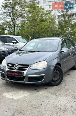 Універсал Volkswagen Golf 2008 в Сумах