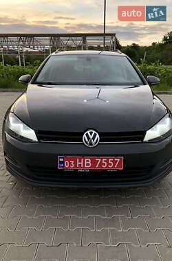Універсал Volkswagen Golf 2014 в 