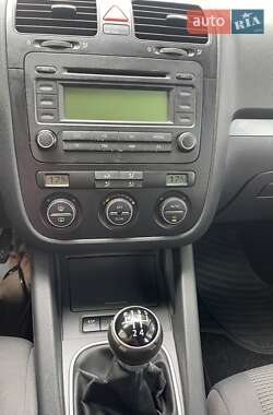Універсал Volkswagen Golf 2007 в 