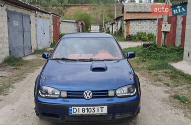 Хетчбек Volkswagen Golf 2002 в Харкові