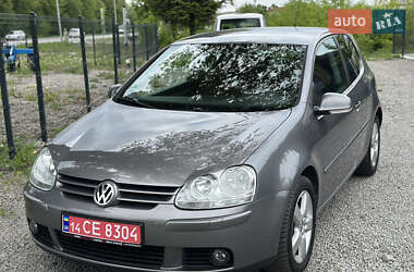 Хэтчбек Volkswagen Golf 2008 в 