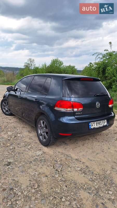 Хетчбек Volkswagen Golf 2009 в Надвірній