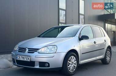 Хэтчбек Volkswagen Golf 2008 в Киеве