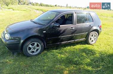 Хэтчбек Volkswagen Golf 2001 в Макарове