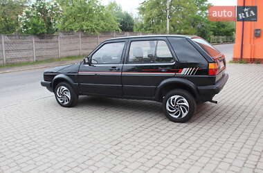 Хэтчбек Volkswagen Golf 1988 в 