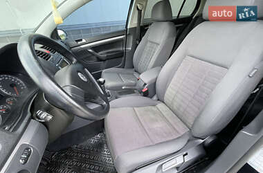 Хэтчбек Volkswagen Golf 2008 в 