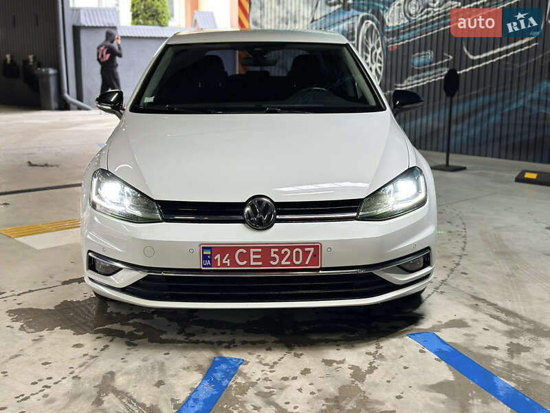 Хетчбек Volkswagen Golf 2019 в Самборі