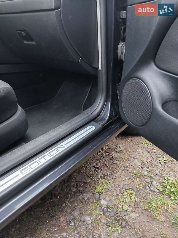 Хэтчбек Volkswagen Golf 2001 в Ходорове