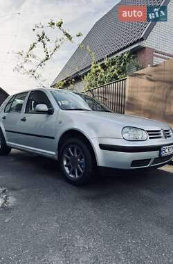 Хэтчбек Volkswagen Golf 2000 в Чернигове