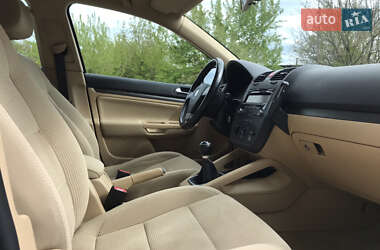 Універсал Volkswagen Golf 2008 в 