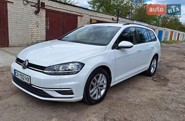 Универсал Volkswagen Golf 2017 в Смеле
