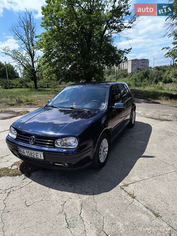 Volkswagen Golf 1998