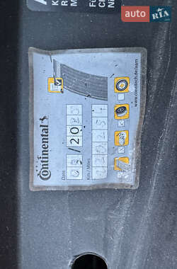 Хэтчбек Volkswagen Golf 2009 в 