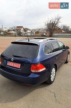 Універсал Volkswagen Golf 2009 в 