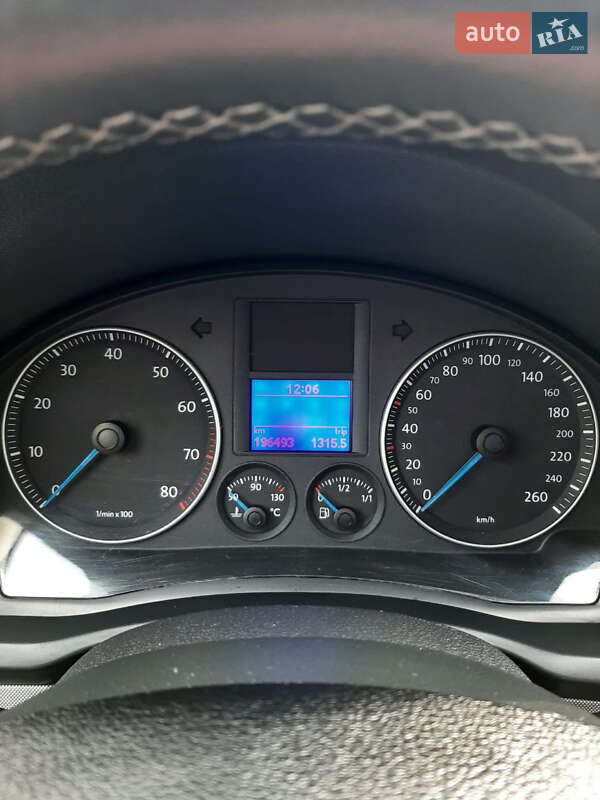 Універсал Volkswagen Golf 2009 в Харкові