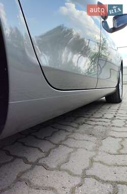Хетчбек Volkswagen Golf 2012 в 