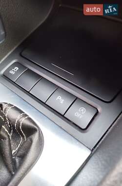 Хетчбек Volkswagen Golf 2012 в 
