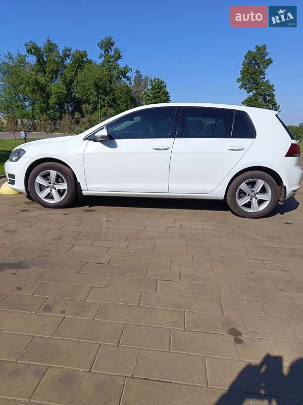 Хэтчбек Volkswagen Golf 2013 в Краматорске